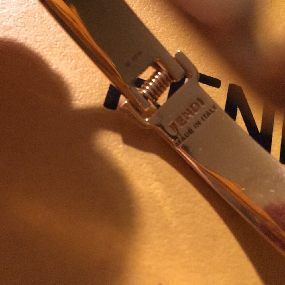 FENDI - Picture 4 of 5